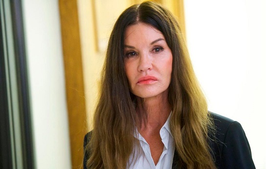 Model Janice Dickinson tells jury Bill Cosby raped her in 1982 after giving her a pill