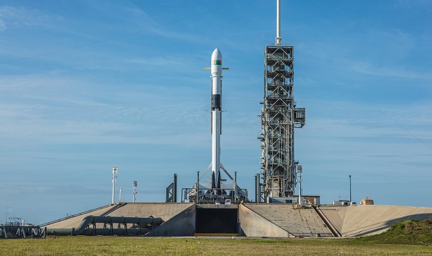 SpaceX Aborts 1st Launch of Upgraded Falcon 9 Rocket at the Last Minute