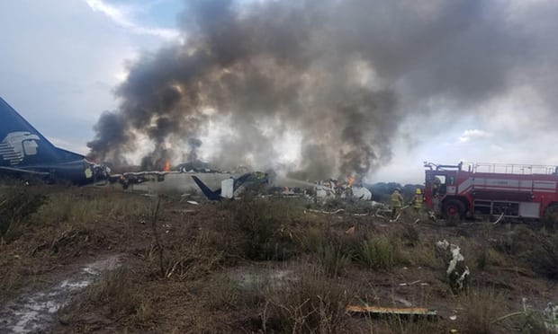Mexico plane crash: 103 people onboard but all survived, say officials