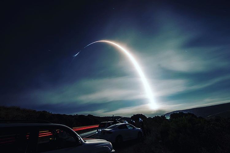 Elon Musk Shares Image of Reusable Falcon 9 Blazing a Trail in the Night