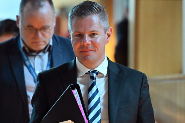 Scotland finance minister Derek Mackay resigns after texts to cute 16-year-old boy reported