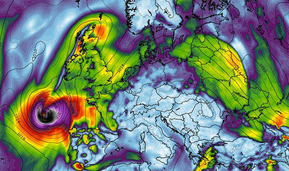 Hurricane Ophelia TERRIFYING path to UK: Huge tropical superstorm to smash Britain IN DAYS