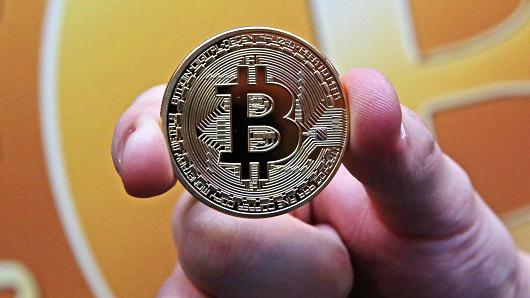 Bitcoin smashes through $6,100 to hit a new record high
