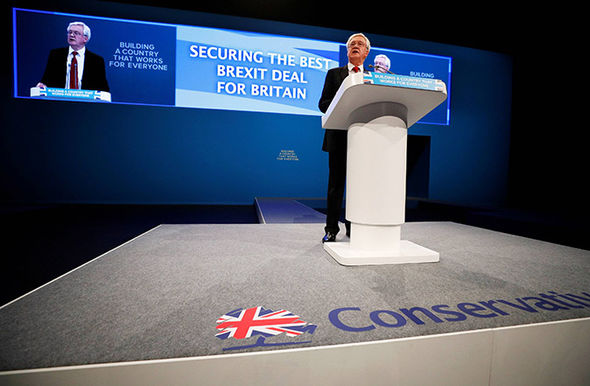 David Davis speech LIVE: UK is READY for NO DEAL - Brexit secretary hints at alternative