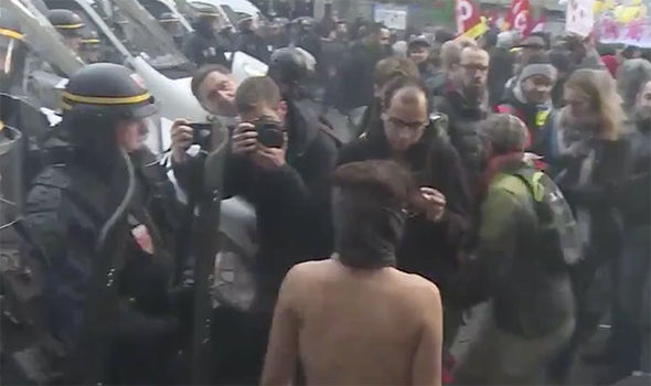 Violence on the streets of Paris as protesters rage against Macron for fifth day