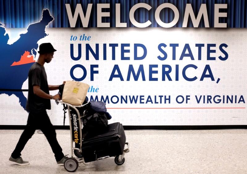 Trump asks Supreme Court for full enforcement of travel ban