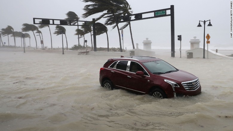Hurricane downgraded as it climbs through the center of Florida and into Georgia