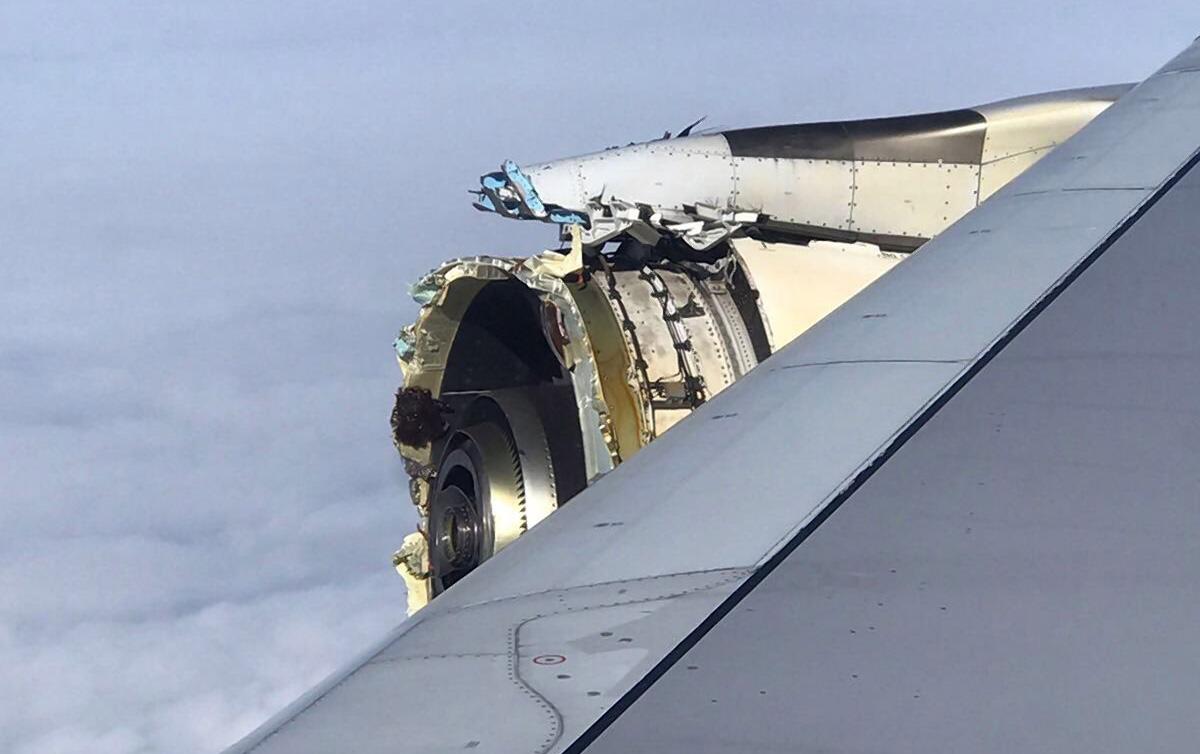 SEE IT: Engine destroyed on Air France flight from Paris to LA - New York Daily News