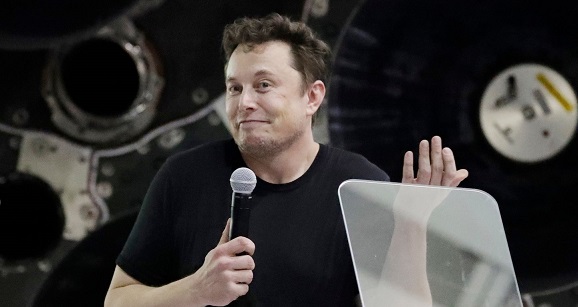 Elon Musk says its time to create a mecha or giant fighting anime robot
