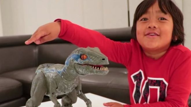 YouTube top earners: The seven-year-old making $22m