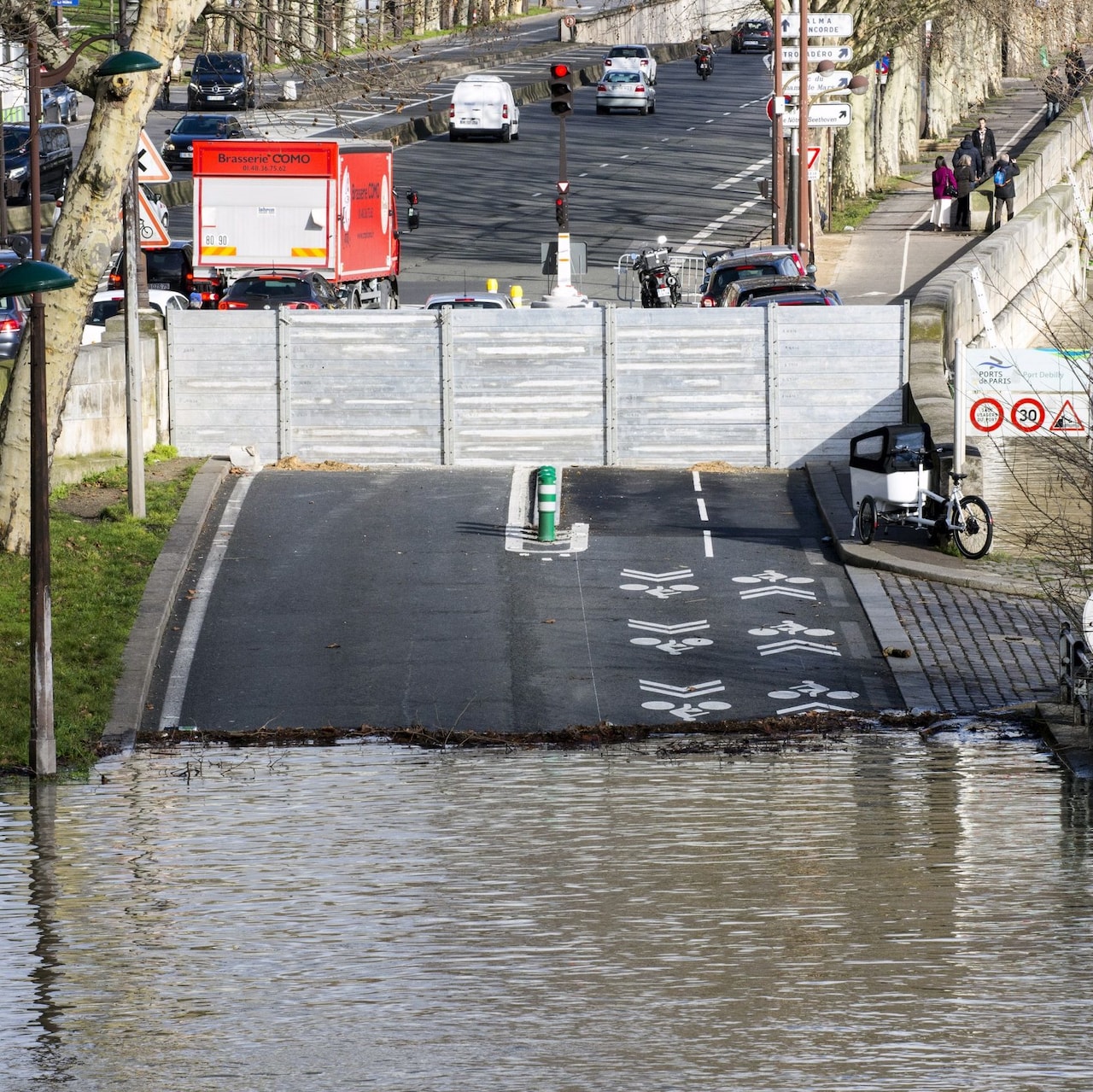 Paris on flooding high alert as swollen River Seine set to rise further