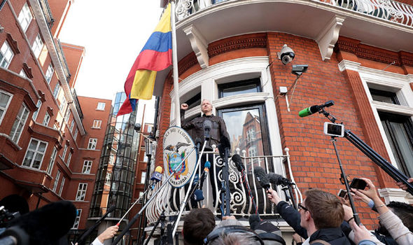 Ecuador may kick Wikileaks founder Julian Assange out of London embassy