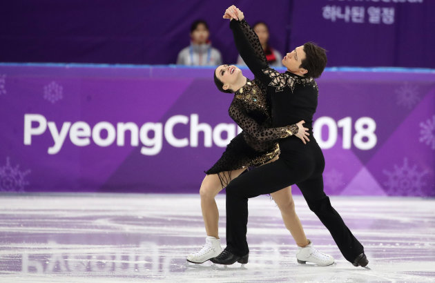 Tessa Virtue And Scott Moir Break Their Own World Record In Ice Dance Short Program