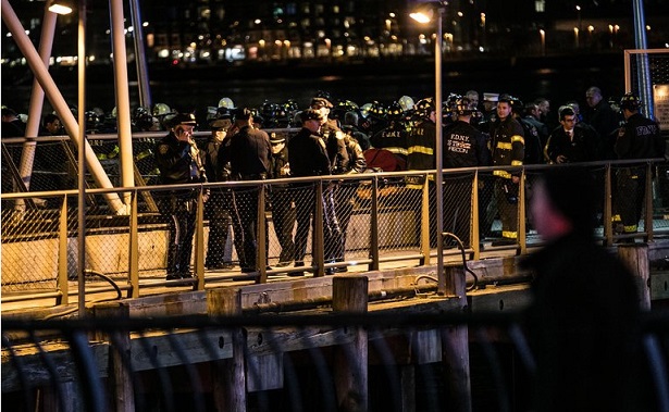 5 People Killed in Helicopter Crash in East River Off Manhattan