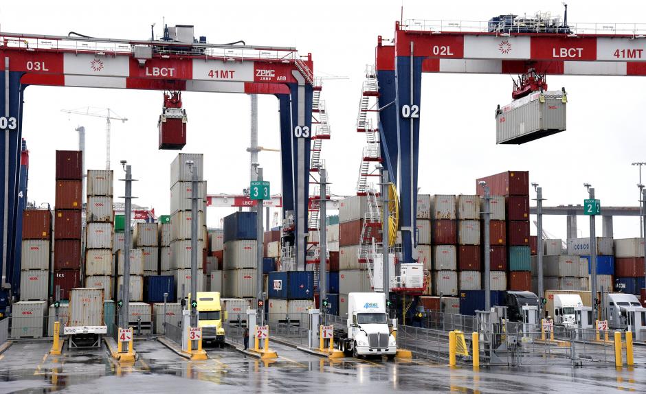 China warns U.S. not to open Pandoras Box, unleash trade ills on world
