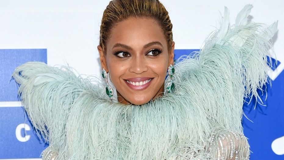 Beyoncé returns to a vegan diet