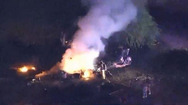 6 dead when Arizona plane crashes shortly after takeoff