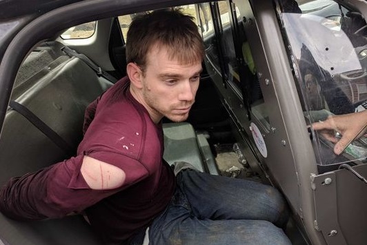 Waffle House shooting suspect Travis Reinking captured in woods with loaded silver handgun