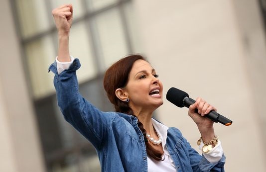 Ashley Judd discusses her lawsuit against Harvey Weinstein on 'Good Morning America'