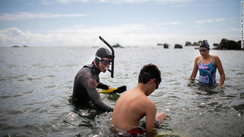French man to cross Great Pacific Garbage Patch on 6-month swim