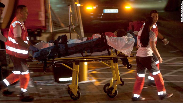 Vigo festival: Hundreds injured in Spain after platform collapses