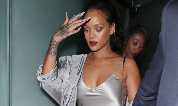 From Rihannas eyebrows to slip dresses: should we embrace the 90s revival?