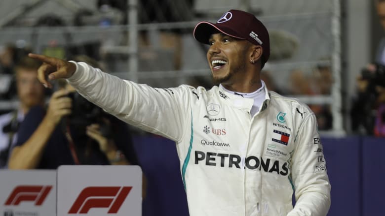 Hamilton storms to pole in Singapore GP