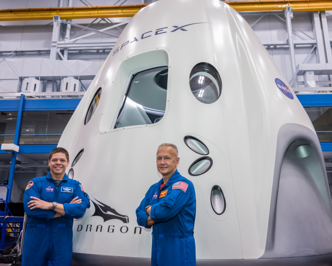 SpaceX 7 months away from 1st crewed test flight