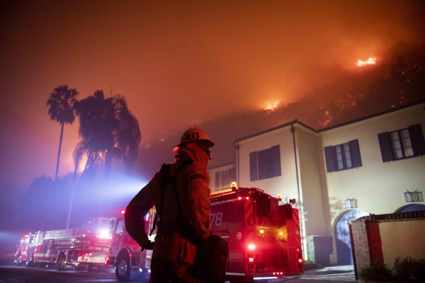 Getty fire off 405 Freeway in L.A. destroys several homes; thousands flee