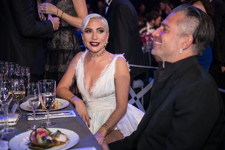 Lady Gaga and Christian Carino SAG Awards PDA - Lady Gaga and Christian Carino Kiss at SAG Awards