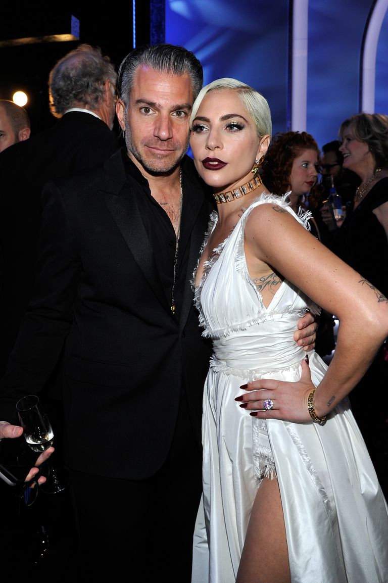Lady Gaga and Christian Carino SAG Awards PDA - Lady Gaga and Christian Carino Kiss at SAG Awards