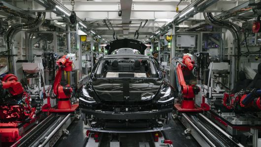 Tesla begins Model 3 delivery in China ahead of schedule