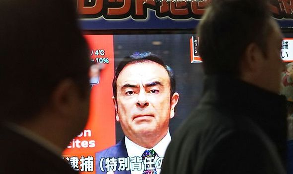 Carlos Ghosn: Former Nissan boss granted bail at 1 billion yen