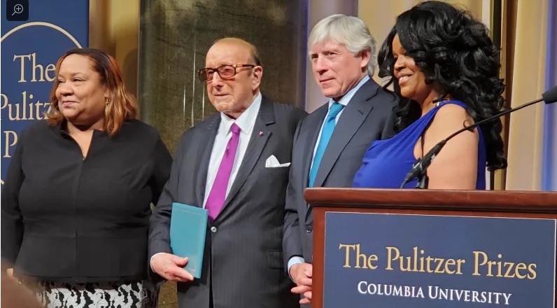 Jennifer Hudson Honors Aretha Franklins Legacy at Pulitzer Prize Ceremony With Amazing Grace