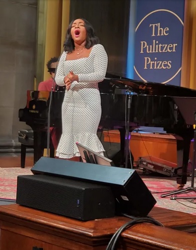 Jennifer Hudson Honors Aretha Franklins Legacy at Pulitzer Prize Ceremony With Amazing Grace
