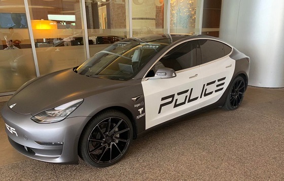 Tesla Model 3 police car makes an appearance at law enforcement tech conference