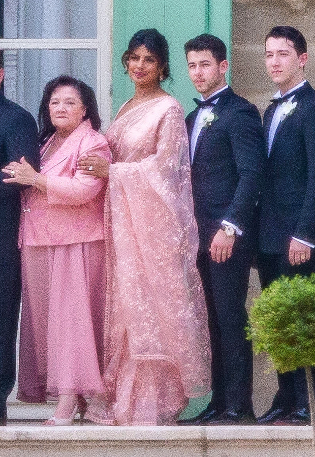 Priyanka Chopra Dazzles In Pink, Lace Saree At Joe Jonas & Sophie Turner’s Wedding