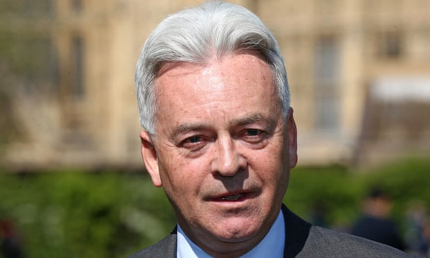 Alan Duncan quits as minister before Boris Johnson arrival at No 10