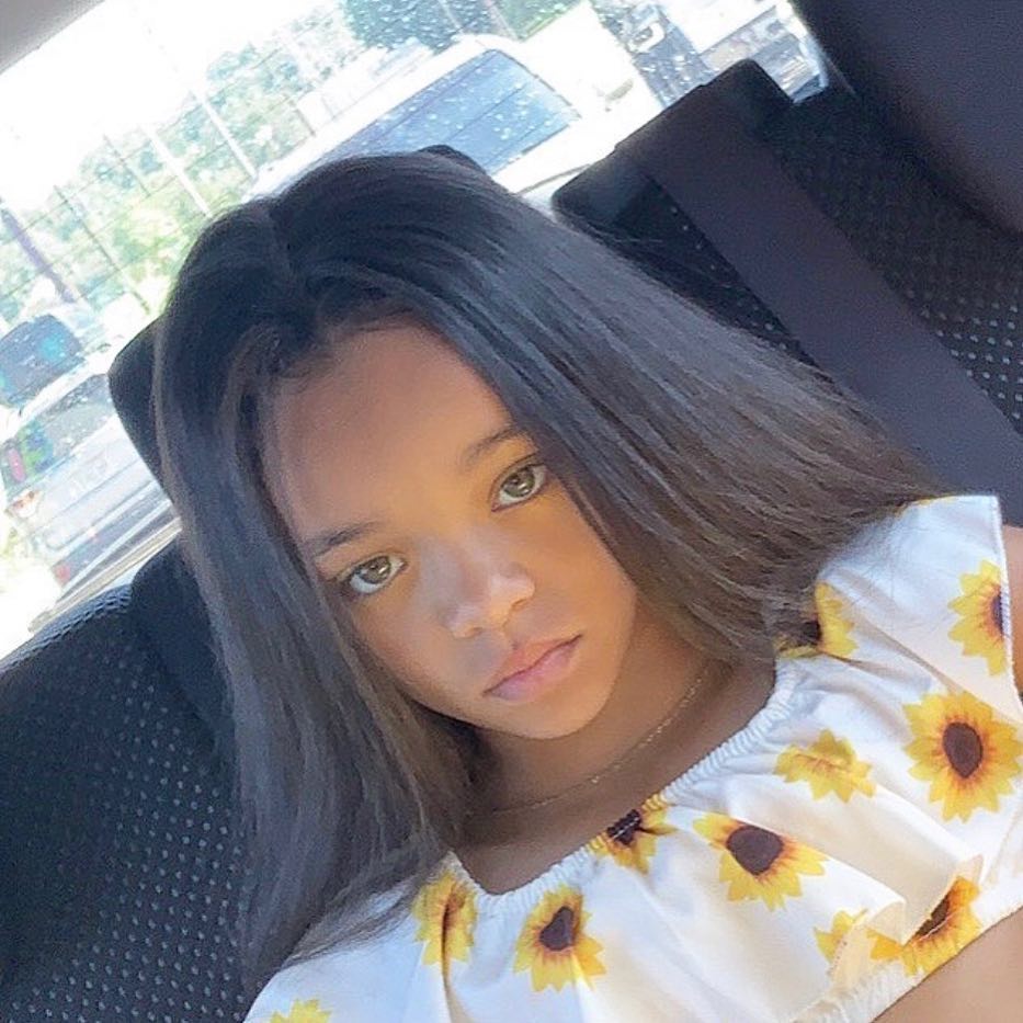 This Little Girl Looks Just Like Rihanna, Rihannas Reaction to Mini Me