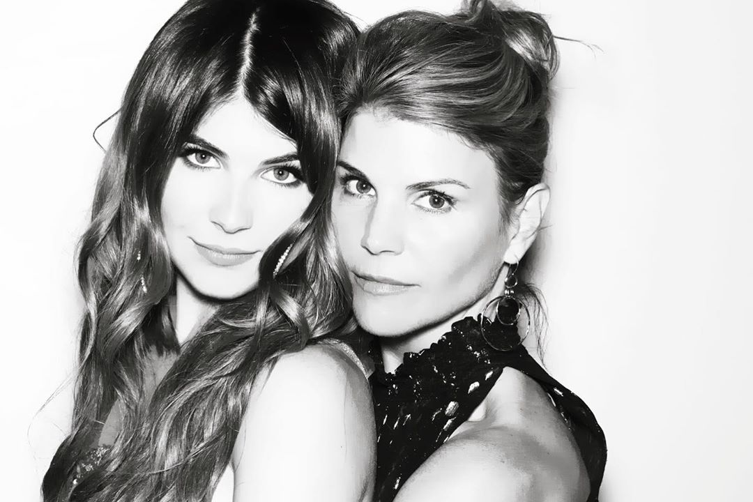 Lori Loughlins daughter shared birthday message to mom amid college admissions scandal