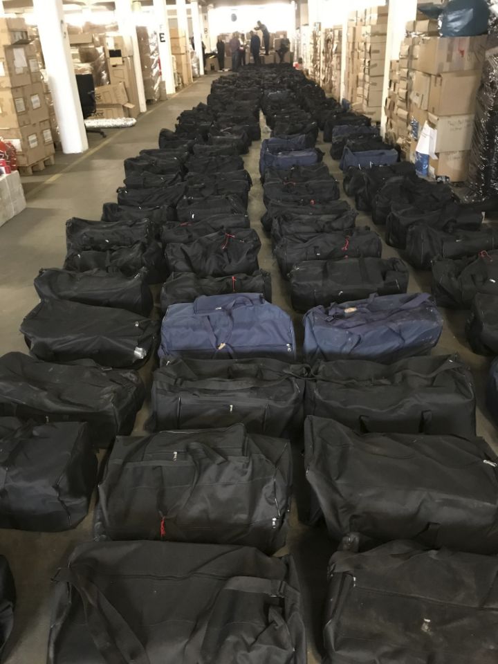 €1.1 billion worth of cocaine seized by German police in countrys largest ever drugs bust