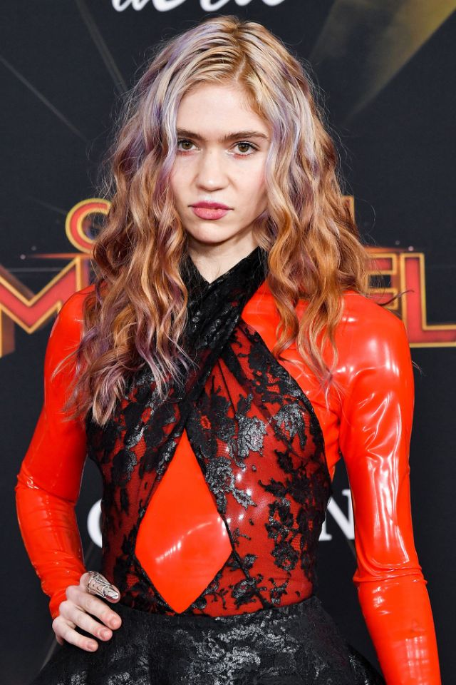 Grimes Announces Shes Knocked Up and Shares Photo of Her Pregnant Belly