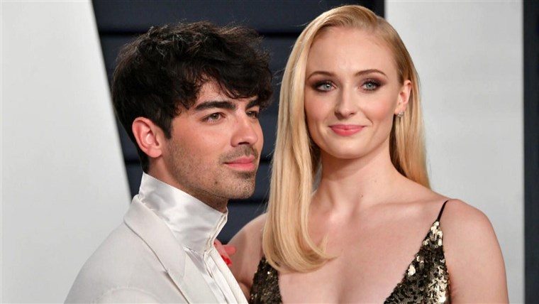 Joe Jonas and Sophie Turner are expecting their 1st child