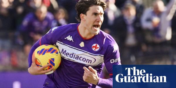 Juventus strike €75m deal to sign Dusan Vlahovic from Fiorentina