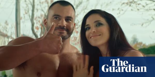 Chris Hemsworth Nude Porn - New Zealand government deploys nude 'porn actors' in web safety ad