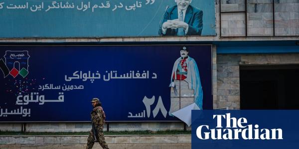 Ex-BBC journalists in Kabul say corporation ignored pleas for help